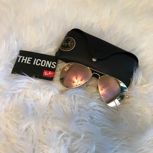 Rose Gold Rayban Aviators - large